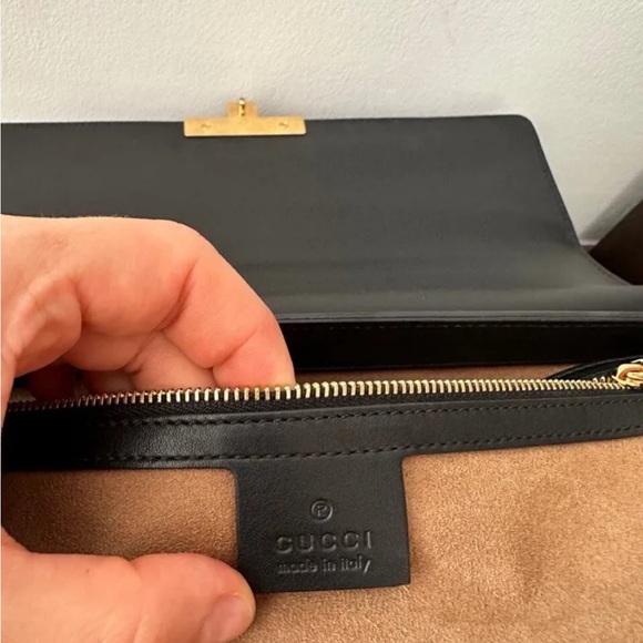 GG Supreme Monogram Calfskin Medium Padlock Shoulder Bag Beige Black Cuir - Picture 5 of 8